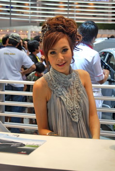 เซ็งเป็ด ไป motor Show ถ่ายรูปรถไม่ได้ซักรูป มีแต่พริตตี้ๆๆๆๆๆๆๆๆ
