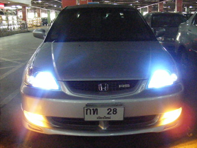 >>>>> ติด XENON กี่ K ในตาเหยี่ยวสวยสุดครับ!!!!!!!