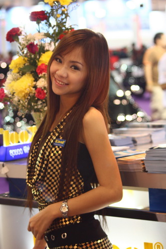 เซ็งเป็ด ไป motor Show ถ่ายรูปรถไม่ได้ซักรูป มีแต่พริตตี้ๆๆๆ