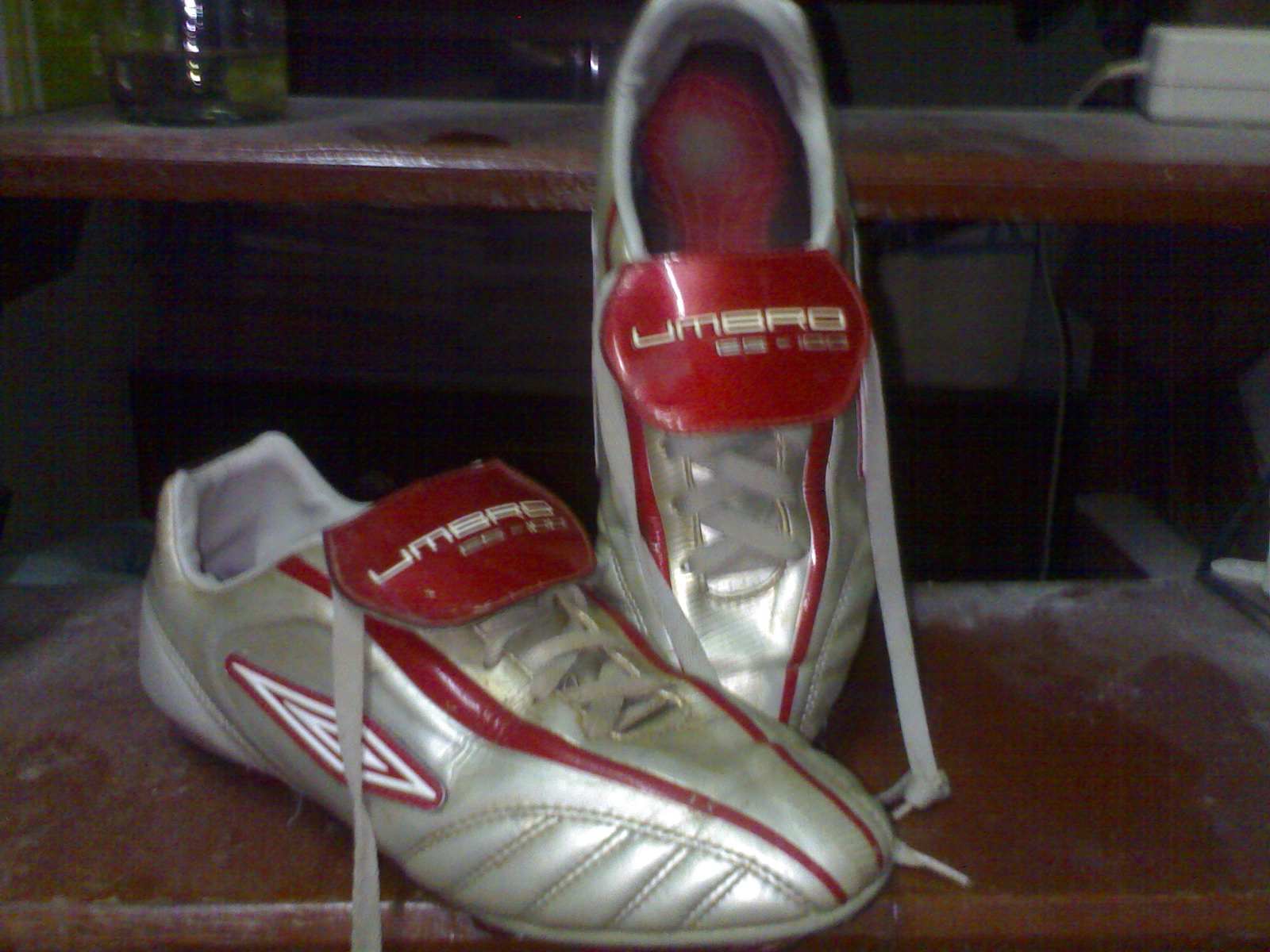 NIKE  mercurial +90 adidas PREDATOR