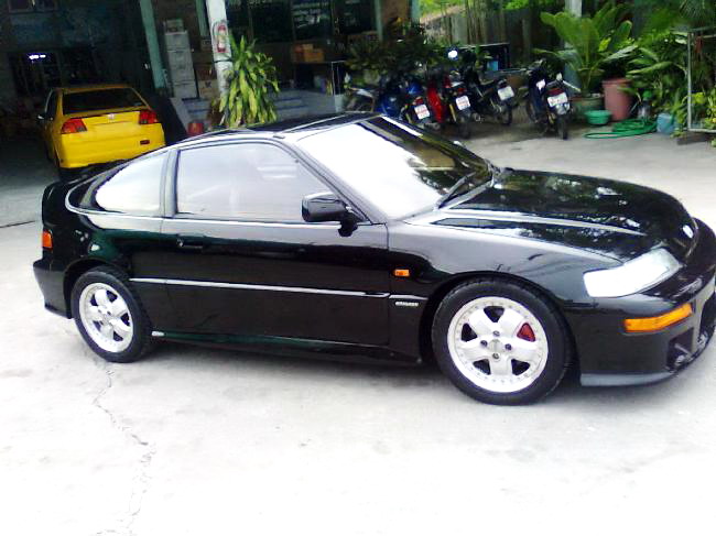 ขอถามคับเพื่อนๆว่า dc2 กับ crx  ตัวใหนน่าใช้กว่ากัน