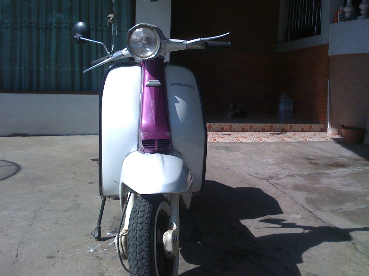 ใน ES มีใครใช้ scooter vespa & Lambretta บ้าง