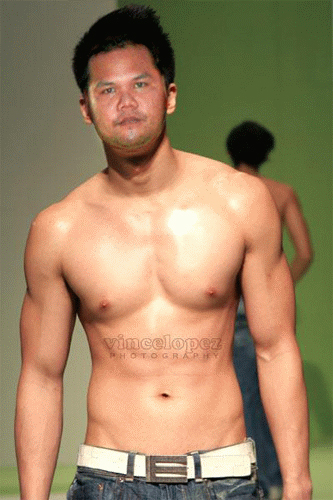 Poll : คุณคิดว่าใครหล่อที่สุดในบอร์ดCivic ES Group