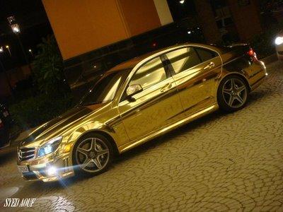 C Class AMG ทำสีพิเศษ บ้านเราคงห้ามวิ่ง