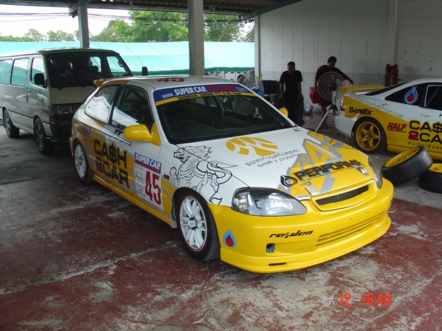 Re: ----------- ภาพบรรยากาศรายการ SUPER CAR ที่พีระสนาม 3-4 --------------------