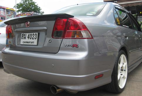 อยากเห็นไฟท้าย Hybrid ครับ
