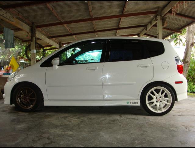 ใส่กับ jazz ก็สวยดี เต็มซุ้ม
