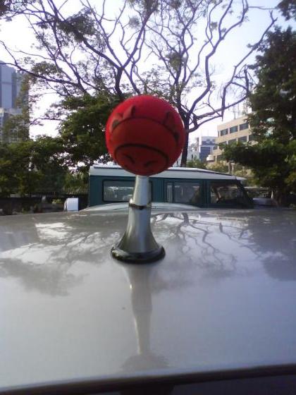 ติดเสาอากาศ (Antenna) เบี้ยว แล้วดึงไม่ออก จะทำไงดีอ่ะครับ