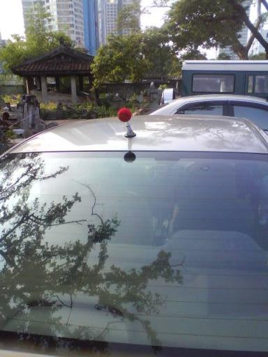 ติดเสาอากาศ (Antenna) เบี้ยว แล้วดึงไม่ออก จะทำไงดีอ่ะครับ
