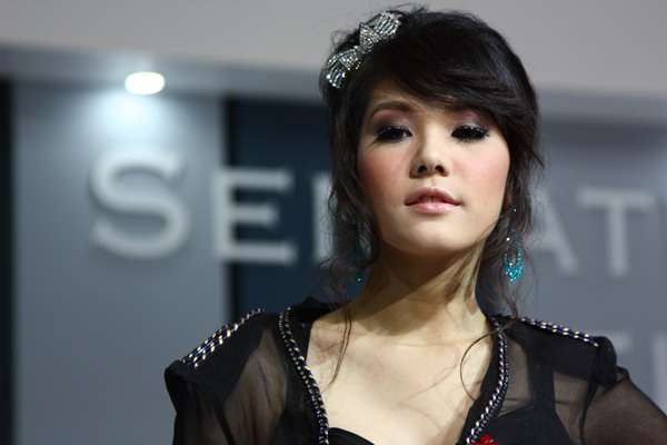 มีภาพจากงาน Motor Expo 2009 มาฝากนิดหน่อยครับ