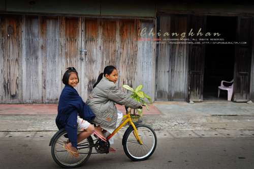 ^_^ตามหาเสียงของ นาธาน....ที่เชียงคาน**