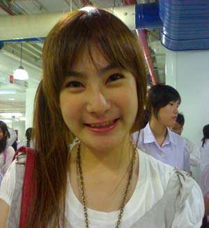 ฝากสาวก ES ผู้ใจบุญตามหาเธอไห้ทีครับถือว่าเอาบุญ