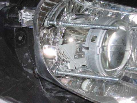 HID. RETROFIT สืบเนื่องมาจากคุณเอ้นะครับ