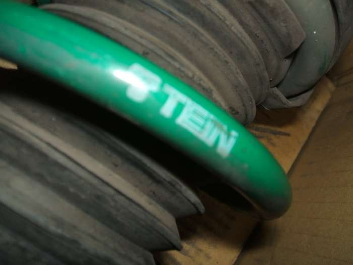 tanabe df210   vs  tein