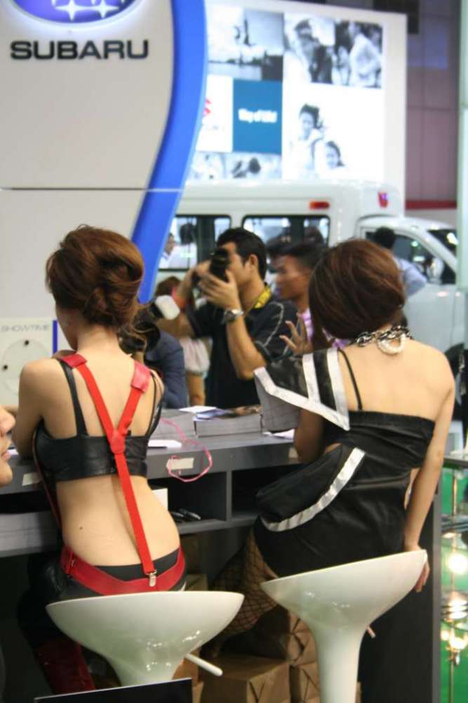 สาวล้วน พริตตี้มอเตอร์โชว์ 2010 Pretty Motor Show 60 กว่ารูป!! เหมาะสำหรับเพศชายทุกวัย