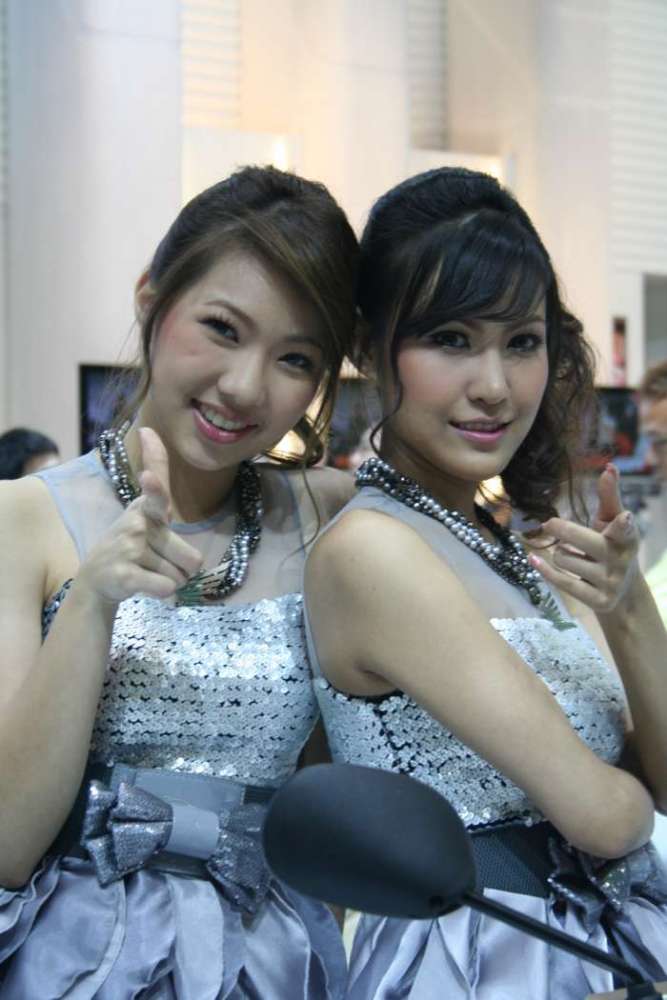 สาวล้วน พริตตี้มอเตอร์โชว์ 2010 Pretty Motor Show 60 กว่ารูป!! เหมาะสำหรับเพศชายทุกวัย