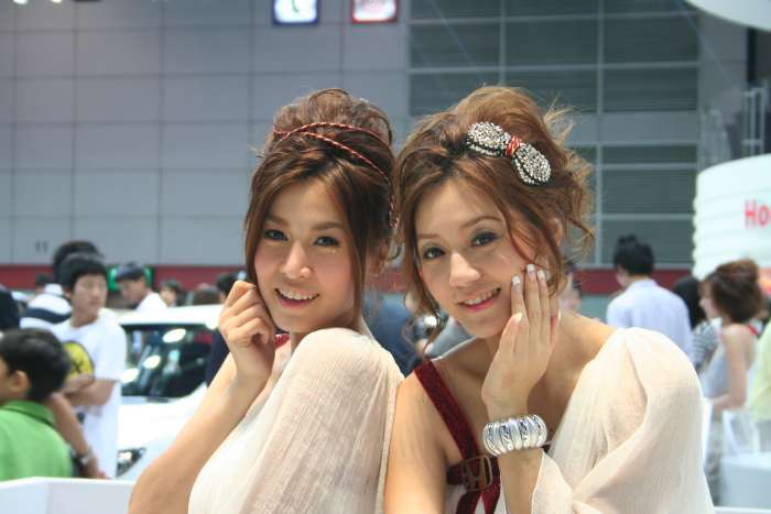 สาวล้วน พริตตี้มอเตอร์โชว์ 2010 Pretty Motor Show 60 กว่ารูป!! เหมาะสำหรับเพศชายทุกวัย