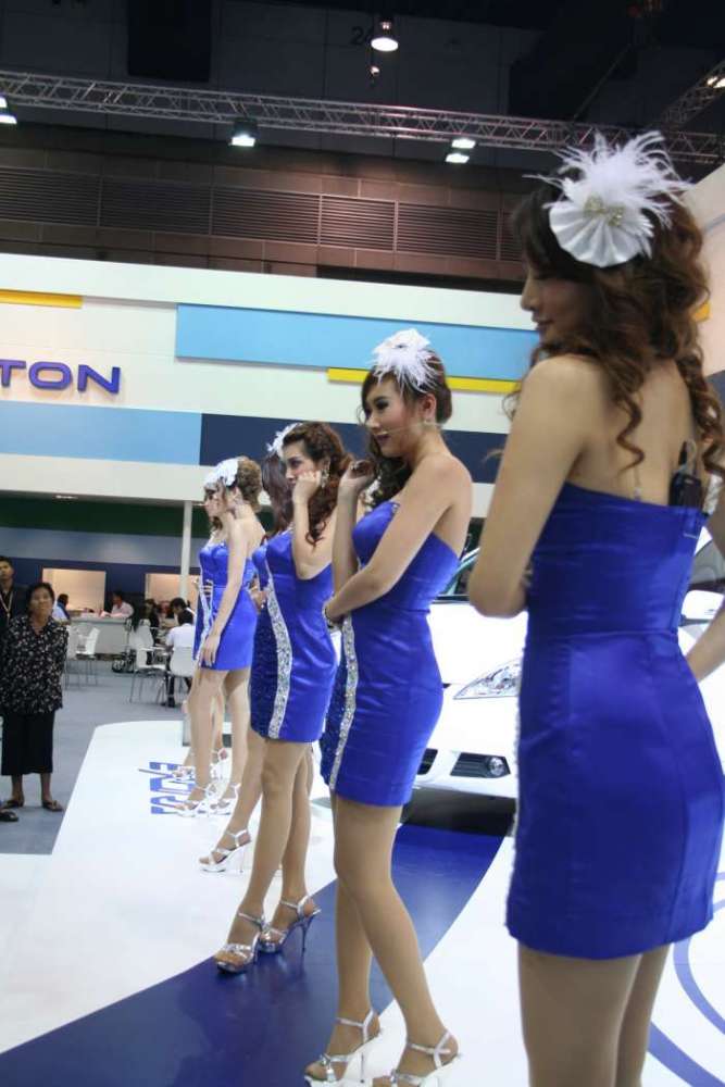 สาวล้วน พริตตี้มอเตอร์โชว์ 2010 Pretty Motor Show 60 กว่ารูป!! เหมาะสำหรับเพศชายทุกวัย