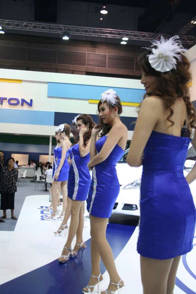 สาวล้วน พริตตี้มอเตอร์โชว์ 2010 Pretty Motor Show 60 กว่ารูป!! เหมาะสำหรับเพศชายทุกวัย