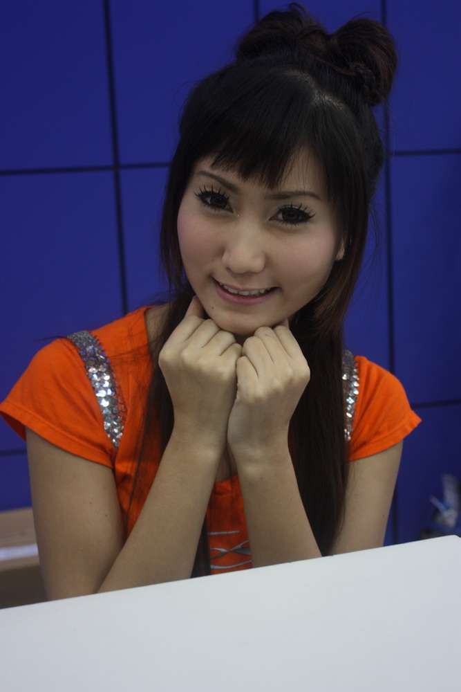 เอารูปสาวๆ Moter Show 2010 มาฝากอีกคับ เผื่อใครยังไม่ได้ดู