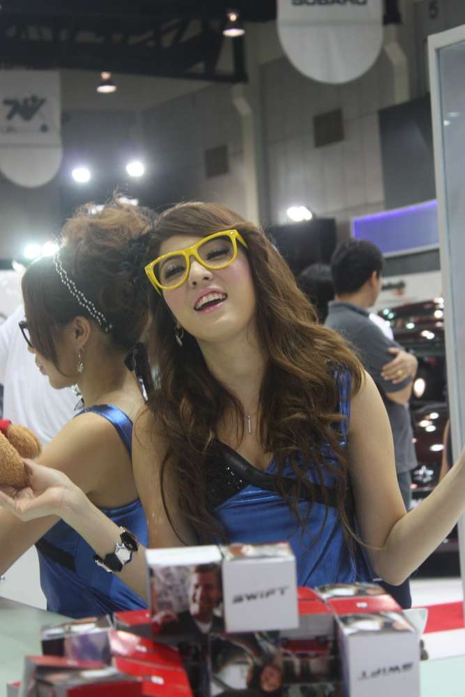เอารูปสาวๆ Moter Show 2010 มาฝากอีกคับ เผื่อใครยังไม่ได้ดู