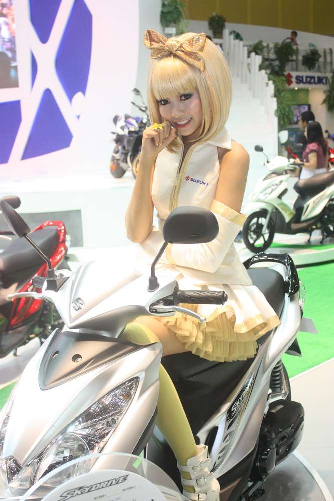 เอารูปสาวๆ Moter Show 2010 มาฝากอีกคับ เผื่อใครยังไม่ได้ดู