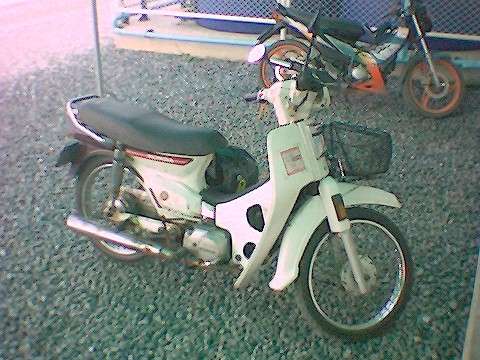 ในบอร์ดมีใครขับ Honda PCX บ้างครับ