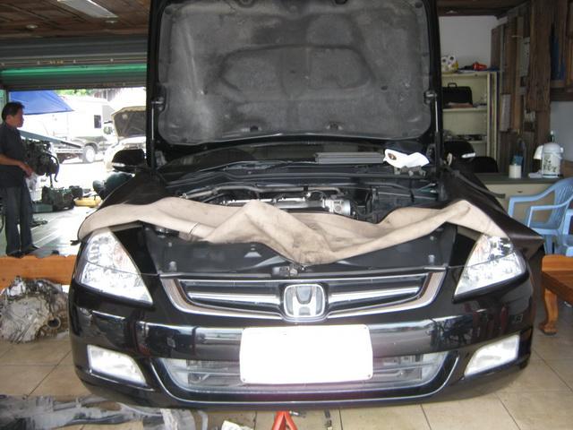 รับซ่อมเกียร์ออโต้ รถยนต์ทุกรุ่นโดยเฉพาะ HONDA รับประกันผลงาน 1 ปี