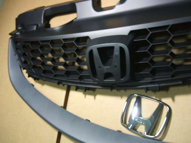 กระจังหน้า rx04 ยังพอหาได้ตามศูนย์หรือร้านอะไหล่แห่งใดบ้าง