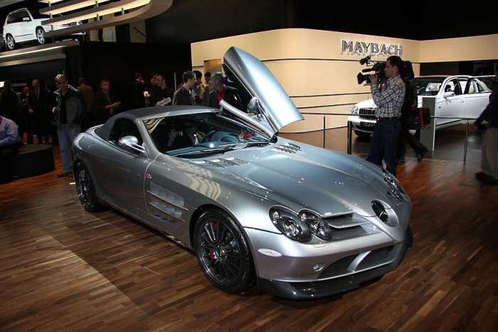งานโชว์รถที่ปารีส new car‏