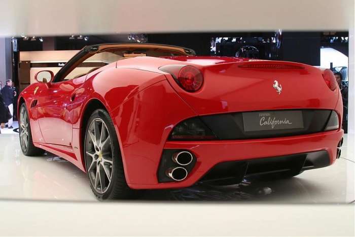 งานโชว์รถที่ปารีส new car‏