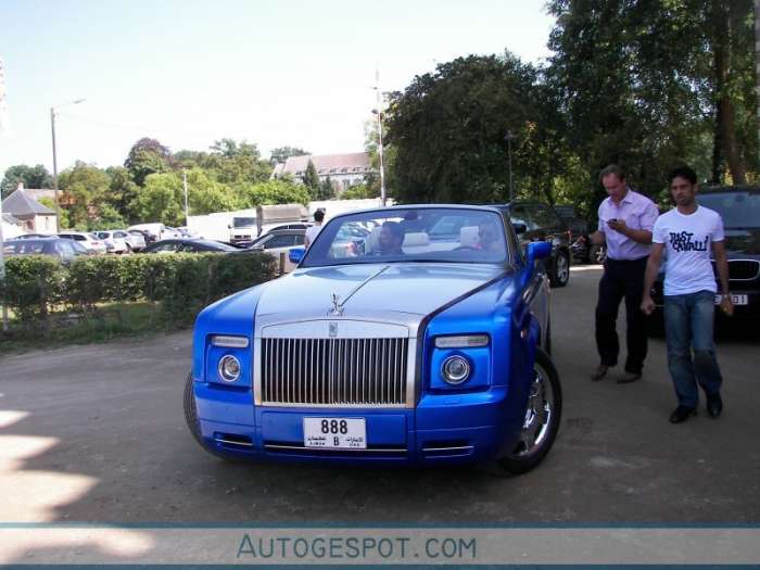 Cars in Dubai