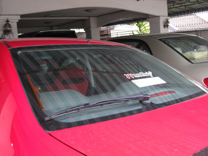 อยากใส่ปัดน้ำฝนหลังจังครับ ขอคำแนะนำหน่อยนะครับ