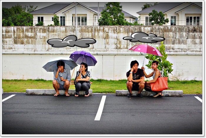 ว้าาาาา สงสัย ฝนจะตกไม่ทั่วฟ้าครับ อิอิ คนละฟ้าเดียวกัน โหะๆๆ