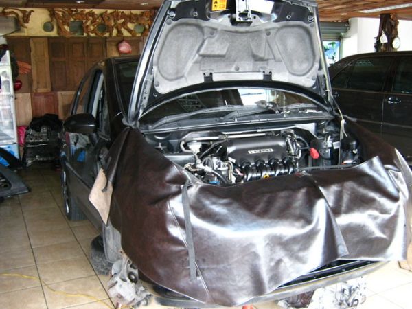 รับซ่อมเกียร์ออโต้ รถยนต์ทุกรุ่นโดยเฉพาะ HONDA รับประกันผลงาน 1 ปี