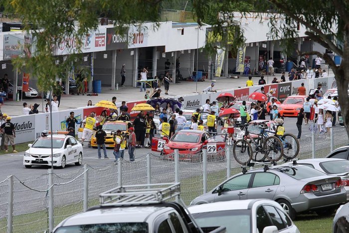 ภาพบรรยายกาศงานHonda racing fest สนาม 2-3