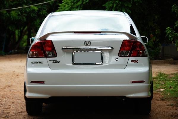 ไฟหรี่กันชนหลัง camry ลองมาใส่ civic es ดูครับ ...