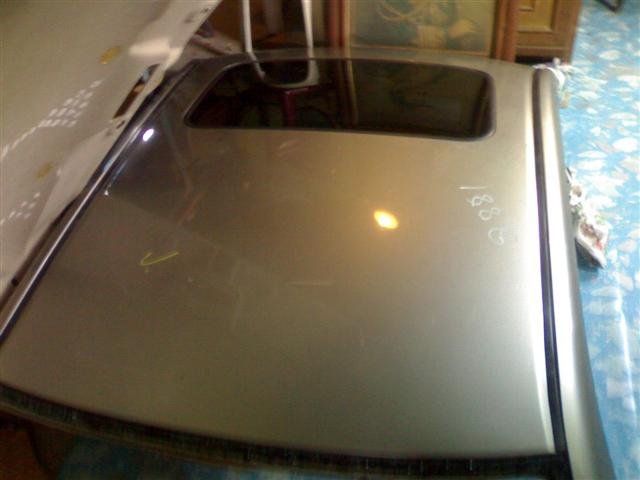 ผมอยากมีรูบนหลังคาบ้าง(moonroof)อ่ะครับพี่ๆที่เคยทำมาช่วยแนะนำด้วยคร๊าบ......ขอบคุงคร๊าบ
