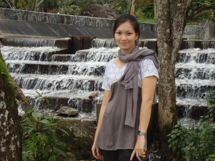 ภาพสาวสวยที่สุดครับ  เพราะมี ญ ไปคนเดียวอิอิ