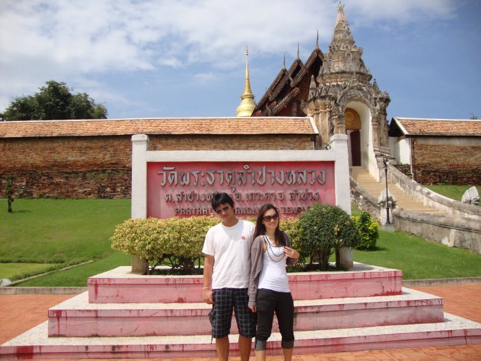 รูปต่อไปขอตัดไปที่ลำปางเลยนะครับ เพราะว่ากลับจากแม่สายแล้วก็ไปนอนที่ลำปางต่อ เลยได้ชาร์ตแบตกล้องเลยเอามาฝากต่อครับ