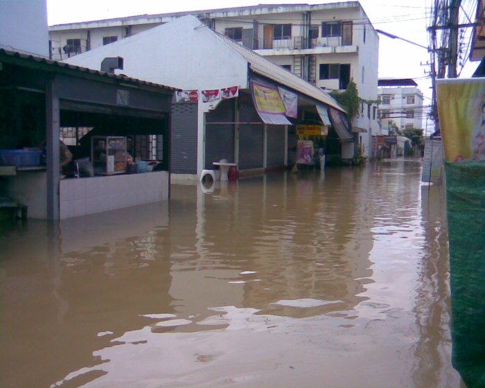 ภาพหน้าร้าน(ที่มีโต๊ะหินอ่อน)