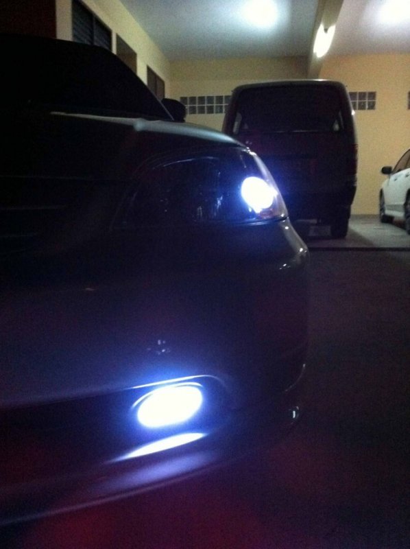 ไฟหรี่ LED และไฟตัดหมอกแบบ LED