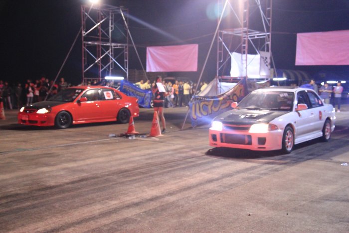civic es  ร้อยเอ็ด สารคาม ขอนแก่น และจ.ใกล้เคียง นอกรอบ 4 กพ 55 ร้านเลี่ยงชลดา ขอนแก่น P18