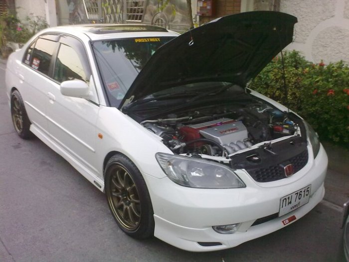 ~~ฝาก Civic ES รถซิ่งภูธร ขาวกากๆ คนขับหน้าแก่ๆ เสียงดังแย่ๆ  ไว้ในอ้อมใจซักคันนะครับ~~