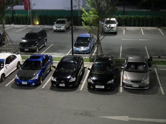 นอกรอบ es korat