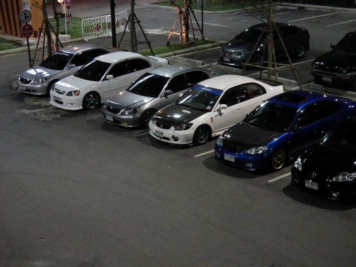 นอกรอบ es korat
