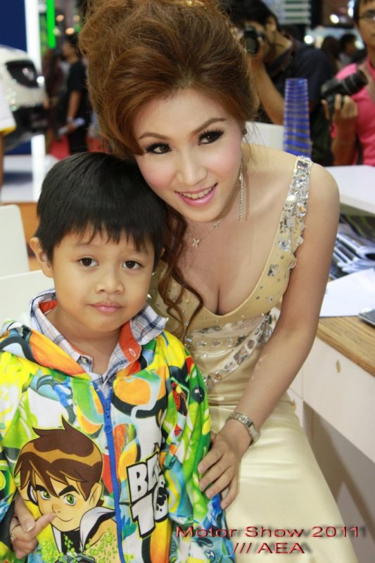 Motor Show 2011 /// เพิ่มรูป FINAL หน้า 3 ครับผม
