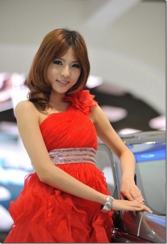 งานมอเตอร์โชว์ที่เซี่ยงไฮ้2011