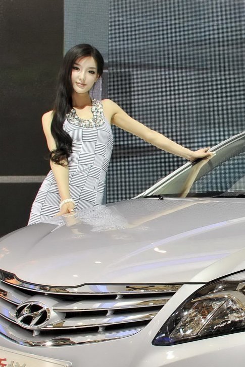 งานมอเตอร์โชว์ที่เซี่ยงไฮ้2011