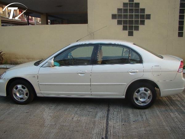 เจอ es 2003 HYBRID ขายอยู่ในเว็บซื้อขายรถครับ